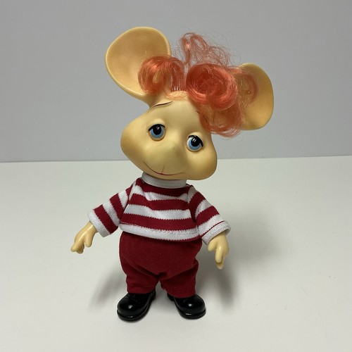 Topo gigio figure - gigio,