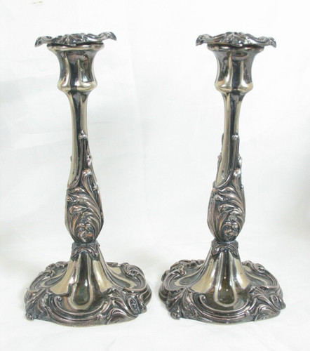 Antico candelabro vittoriano