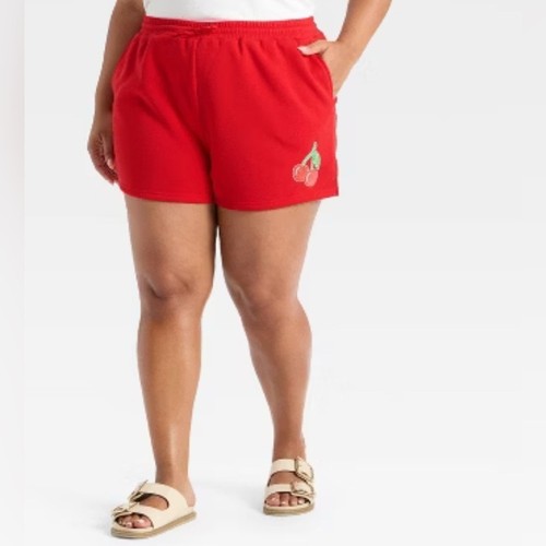 Pantaloncini corti nuovi con