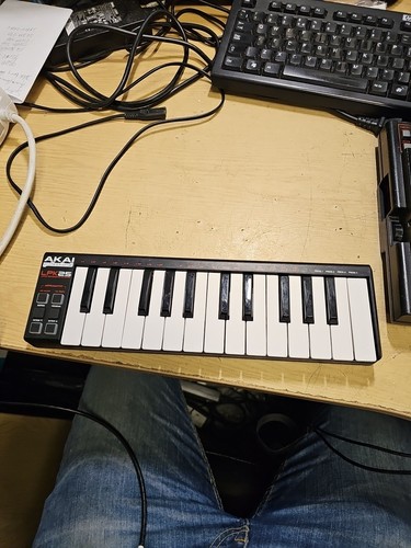 Akai professional lpk25 - akai, 25key