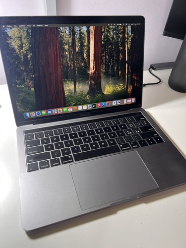 Macbook pro retina 2018 - retina, 13”