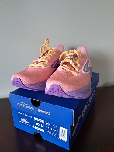 Donna rundisney x brooks - -,