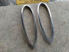 Ford Taunus - 2 cornici fanali