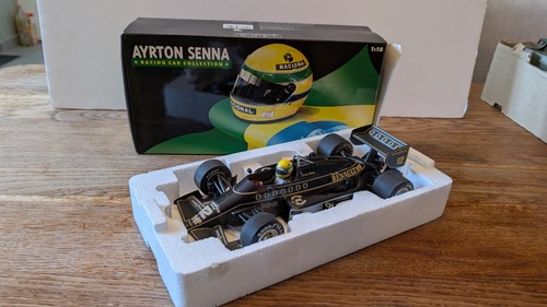 Ayrton senna lotus - 1/18,