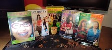 UGLY BETTY Serie Completa Stag. 1-4 Collezione (22 DVD) Lingua ITA , ENG , ESP