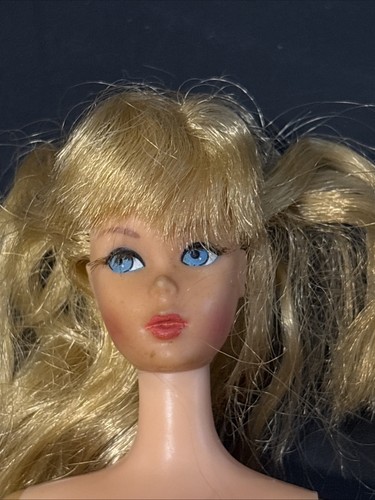 Vintage barbie twist - 'n, turn