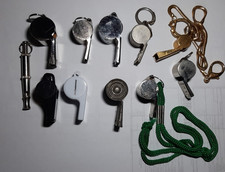 LOTTO. 11 FISCHIETTI VARI HAMPION LEONE BULL BOYS TAIWAN OLYMPIA GINMAR PIONEER