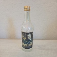 Mini bottiglia di vodka vuota