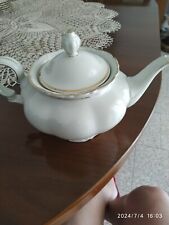 servizio da the porcellana Bareuther Bavaria avorio con decorazioni in oro. 