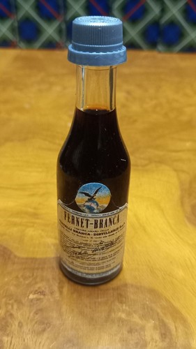 Mignon miniature fernet branca - mignon,