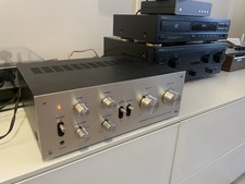 Amplificatore stereo integrato