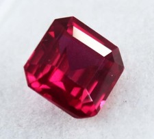 Rubino naturale rosso sangue
