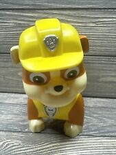 Paw Patrol Rubble Bulldog Giallo Casco da Costruzione e Gilet Figura in Plastica