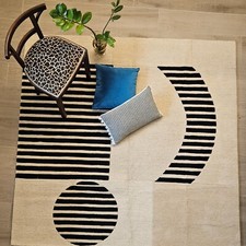 Tappeto moderno geometrico in lana. Panna e nero, stile unico e contemporaneo