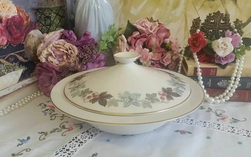 Vintage royal doulton camelot - vintage,