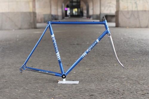 Rossin record frame - frame, /