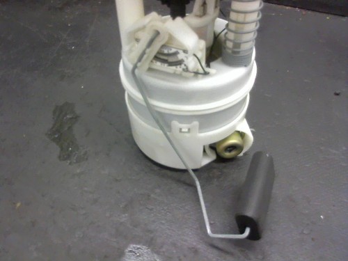 Distributore carburante con - carburante,