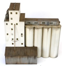 Scala H0 TRIX 66109 - Silos