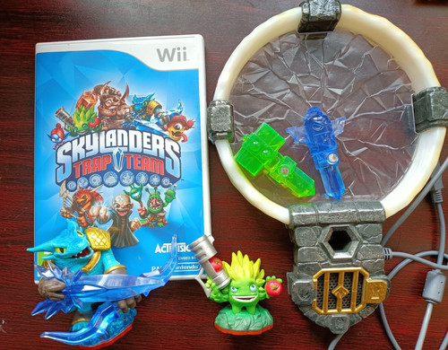 Skylanders trap team starter - team,