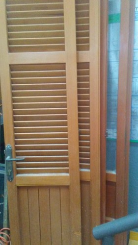 Persiana con finestra legno - persiana,