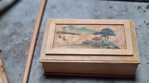 Antica scatola legno - in,