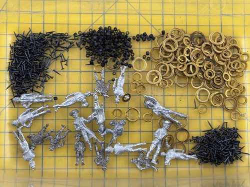 Assortimento accessori vari