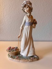 Lladro 5030 Wild Flowers -