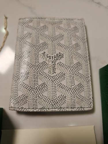 Goyard card white wallet with - ,