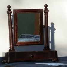 ANTICA TOILETTE PORTATRUCCO IN LEGNO DI NOCE CON SPECCHIO  ITALIA EPOCA XIX SEC.