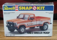 Revell Ford 6-Wheeler Pickup