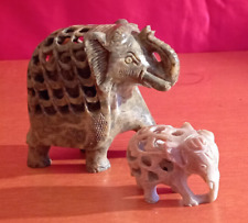 Artigianato Indiano, coppia elefanti in pietra con elefante all'interno