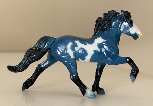 Breyer indigo 2013 - breyer,