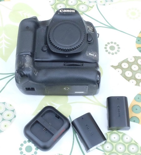 Canon eos mark iii - iii, 600
