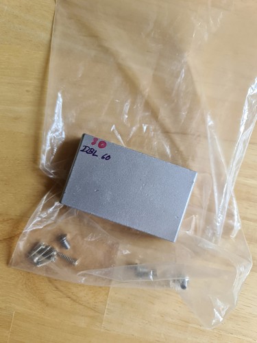 Blocco tremolo parafango