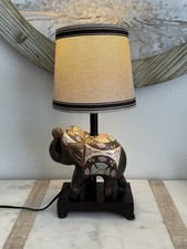 Lampada elefante tribale in