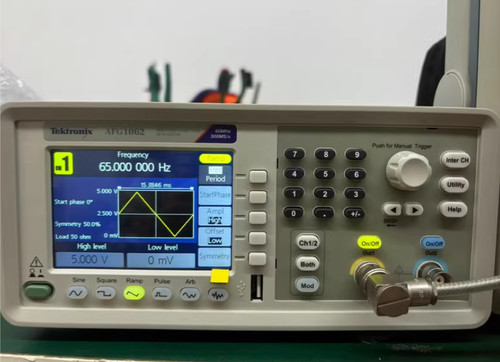 Tektronix afg1062 mhz 2 - mhz,,