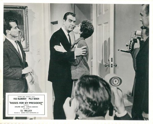 Kisses for president - kisses, scheda