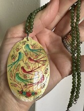 Collana antica in giada