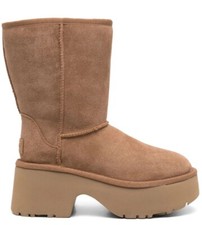 UGG AUSTRALIA CLASSIC SHORT