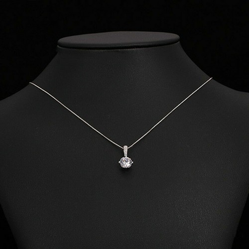 Collier pendentif charm