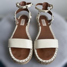 VALENTINO GARAVANI Rockstud