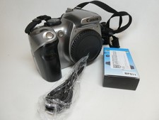 Corpo fotocamera reflex digitale Canon EOS 300D 6,3MP argento perfettamente funzionante e cinturino #239