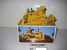 CATERPILLAR D 8 L BULLDOZER