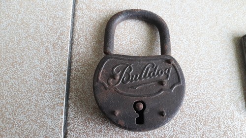 Antico lucchetto buldog - lucchetto, senza