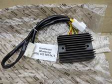 641711 ORIGINL PIAGGIO RADDRIZZATORE CORRENTE REGOLATORE TENSIONE SH698JD 58209R