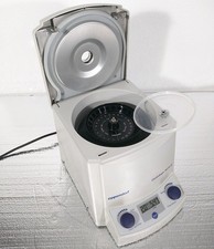 EPPENDORF CENTRIFUGA 5415D 5415 D MICROCENTRIFUGA con 24 POSTI F45-24-11 ROTORE