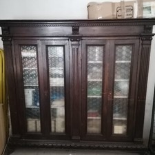 antica libreria in legno