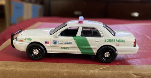 2001 crown victoria - 2001,