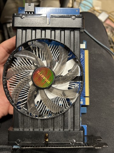 Gigabyte r777oc 1gd - gigabyte, amd