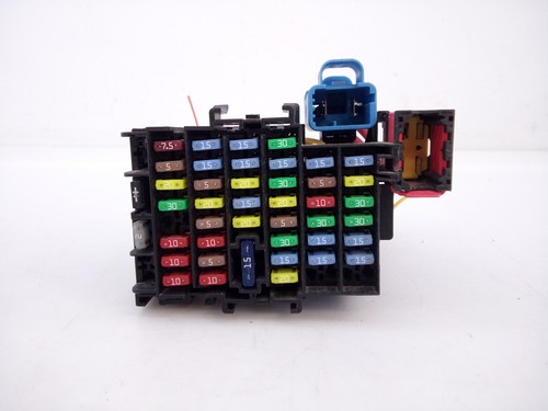Caja reles fusibles - reles, /